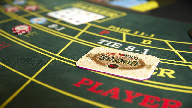 Hội viên cần nắm thật kỹ về cách tính điểm Game Baccarat của topgamebai